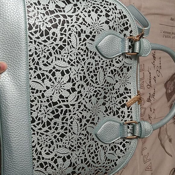 Purse - Picture 3 of 3